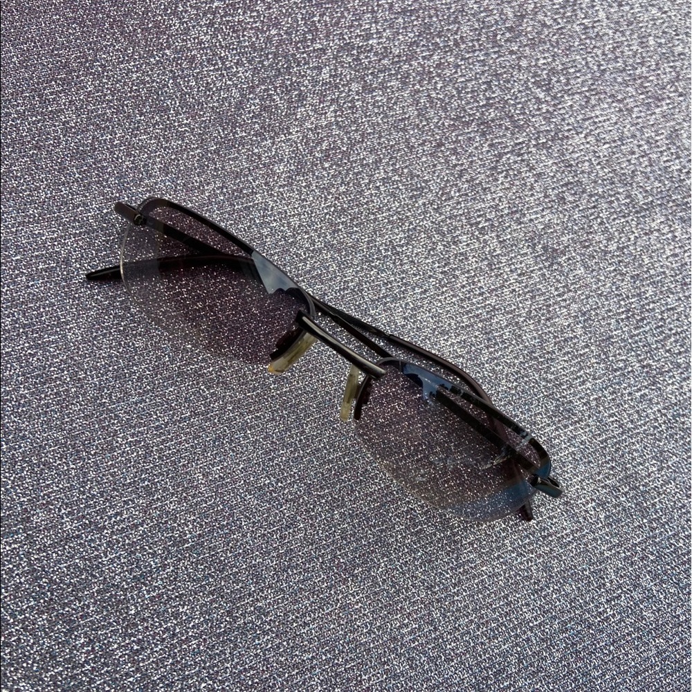 2000’s inspired sunglasses